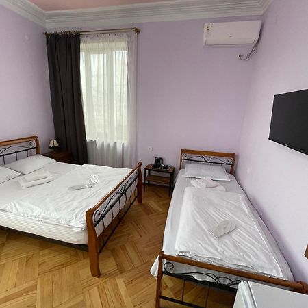 Guest House Top Floor Telavi Exterior photo