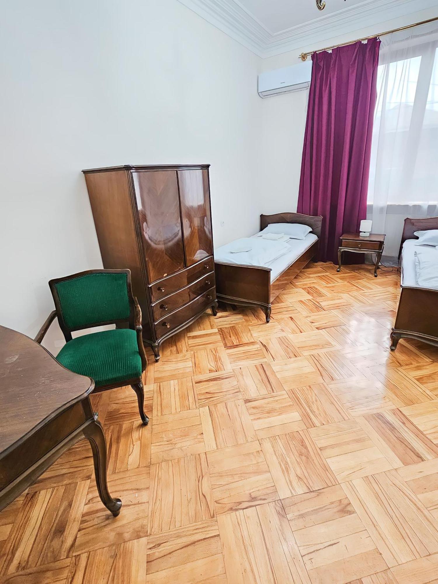 Guest House Top Floor Telavi Exterior photo