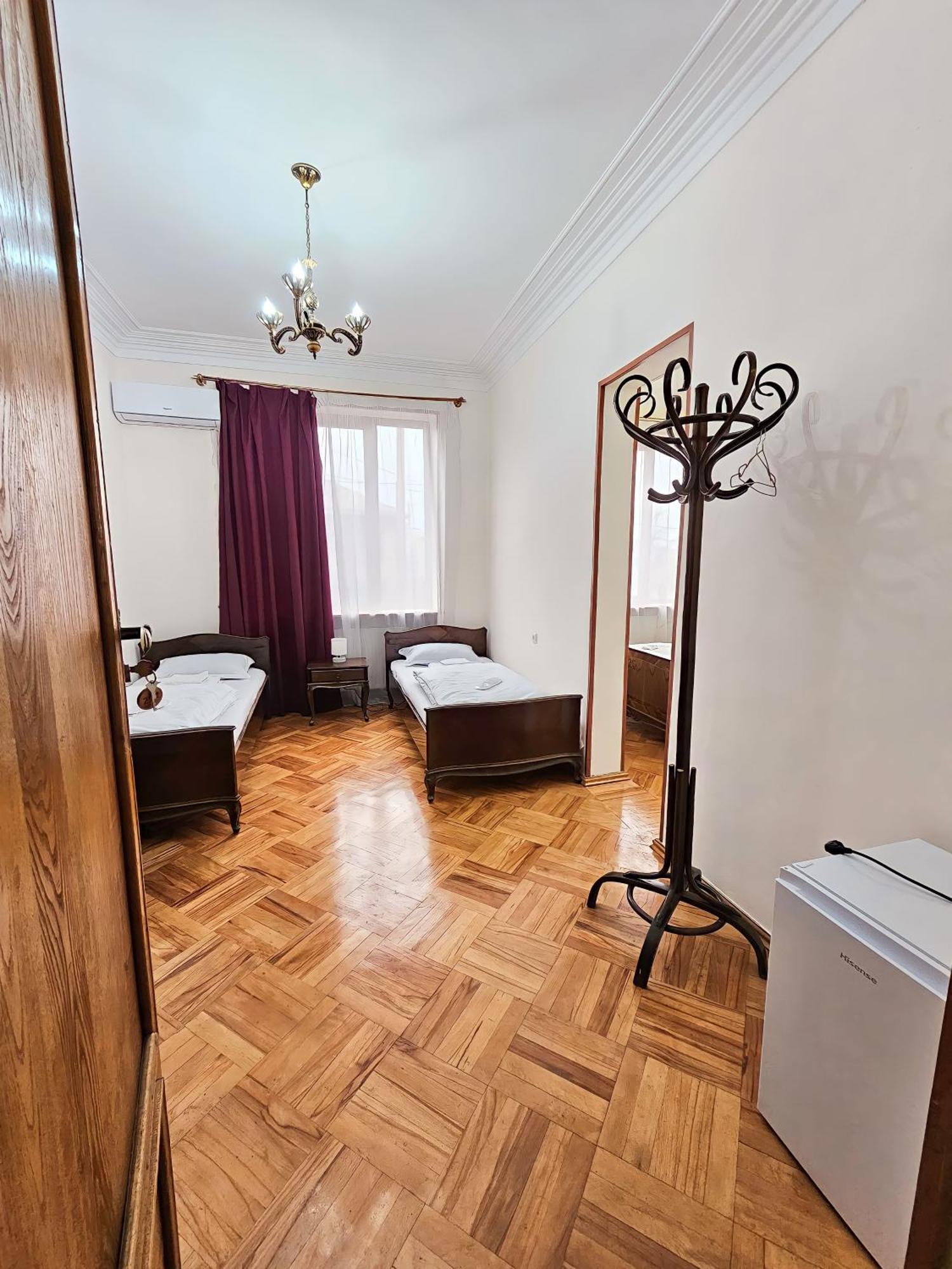 Guest House Top Floor Telavi Exterior photo